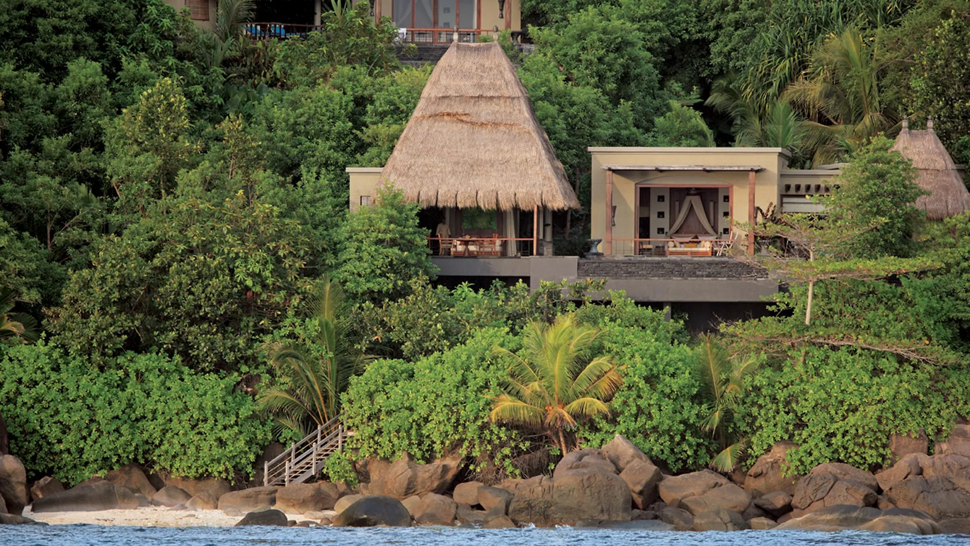 ***** Resort Anantara Maia Seychelles Villas Anse Boileau Seychelles